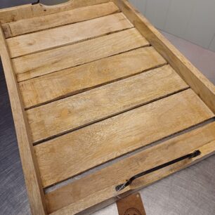 dienblad van mangohout met handvaten